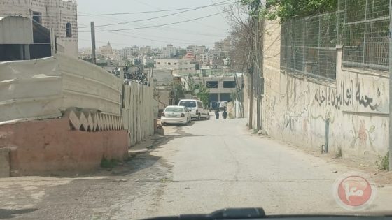 اصابات بالاختناق.. قوات الاحتلال تداهم منزلا في الخليل