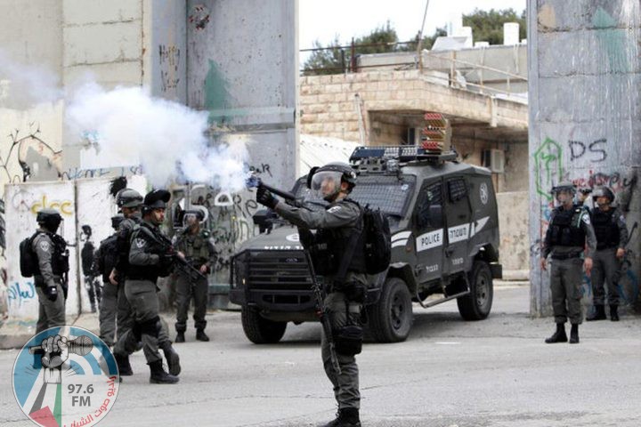 الاحتلال يداهم محيط مجمع المدارس في الخضر جنوب بيت لحم