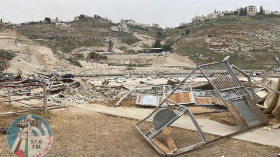 الاحتلال يسلّم إخطارين بهدم منشأتين في دير ابزيع غرب رام الله