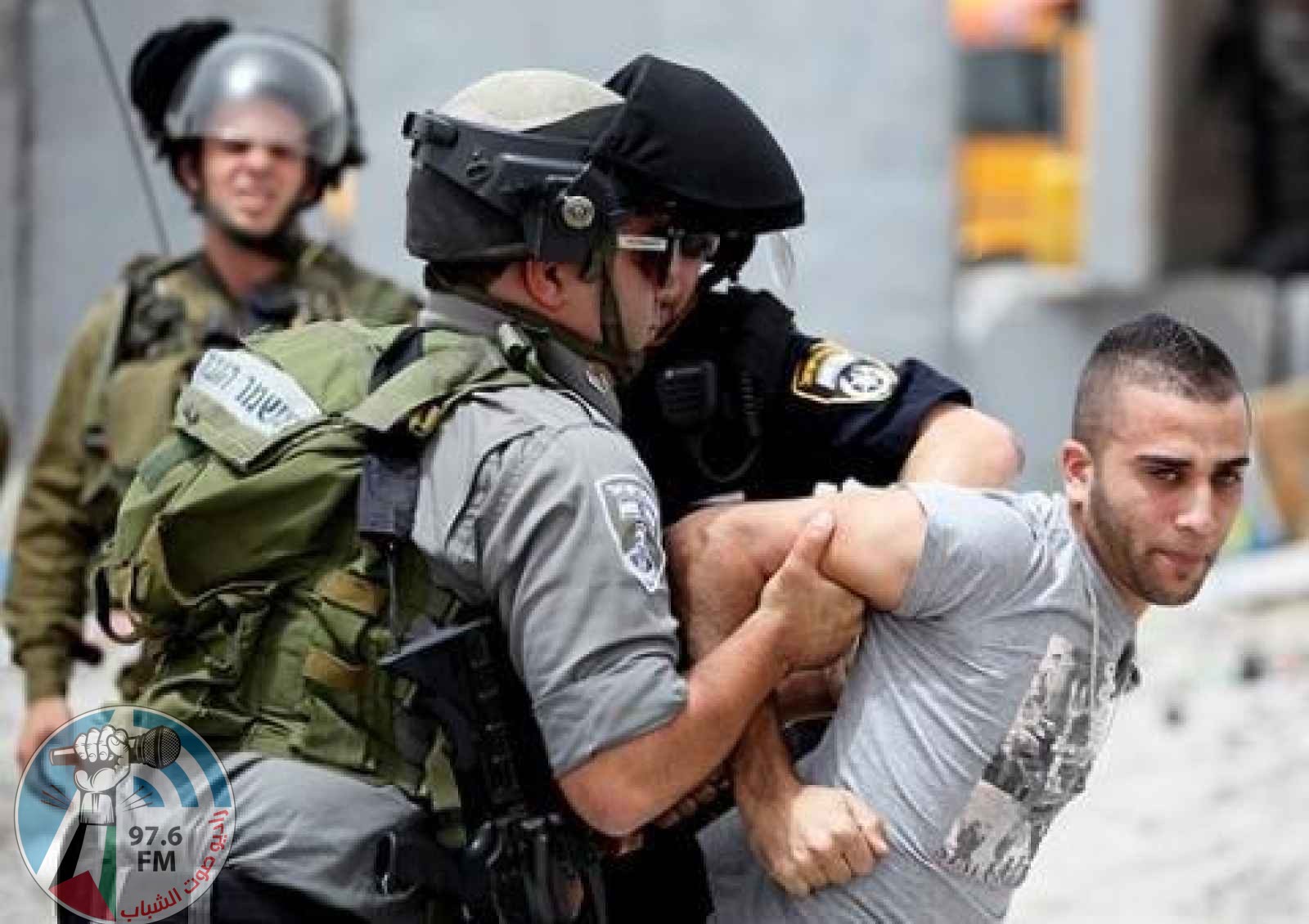 الاحتلال يعتدي على مواطن قرب حاجز الحمرا العسكري بالأغوار الشمالية