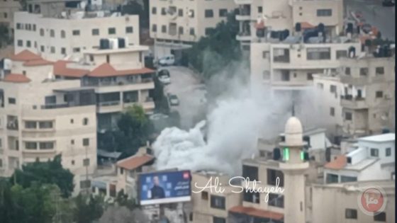 شاهد- الاحتلال يفجر منزل الشهيد جعفر منى في مدينة نابلس