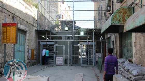 إصابة شاب برصاص الاحتلال وسط مدينة الخليل