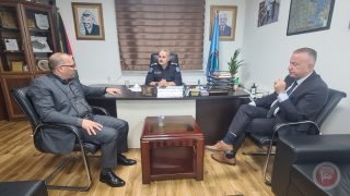 غرفة الخليل واتحاد الصناعات البلاستيكية يعقدان اجتماعا مع مدير شرطة الخليل