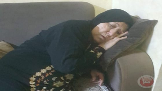 الاحتلال يقتحم منزل مدير عام نادي الأسير ويعتدي على عائلته ويعتقل نجله