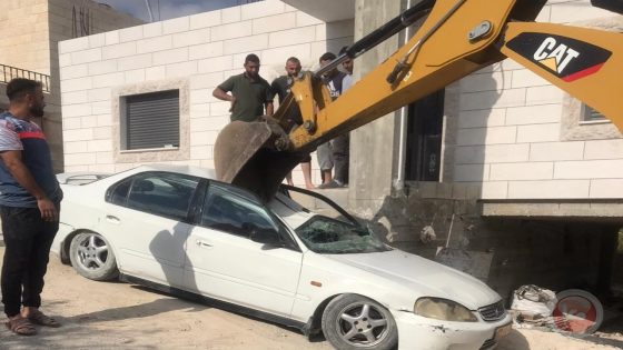 الشرطة تتلف 71 مركبة غير قانونية ببلدة بيت كاحل في الخليل