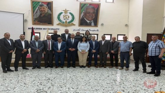 بلدية بيت لحم تنتخب ماهر قنواتي رئيساً ولوسي جريس ثلجية نائباً للرئيس