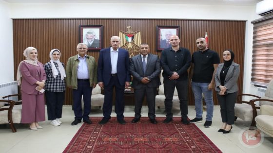 محافظ الخليل يستقبل الفريق الحاج إسماعيل جبر