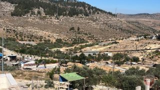 الاحتلال يهدم غرفة ومنتجع في نحالين غرب بيت لحم