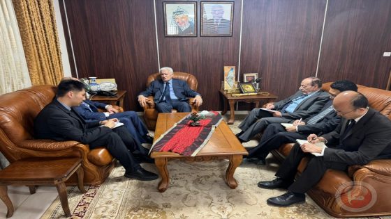 زكي يلتقي السفير الصيني لدى دولة فلسطين