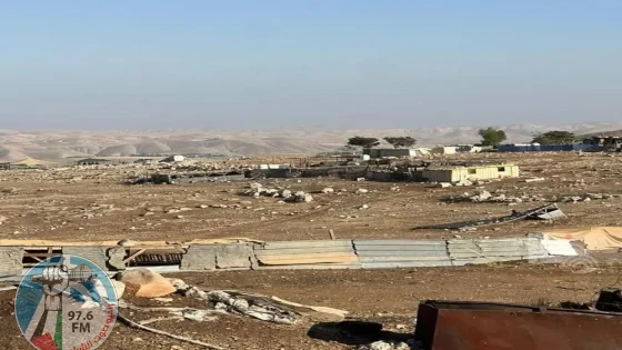 إصابات في هجوم للمستعمرين على تجمع “مغاير الدير” شرق رام الله