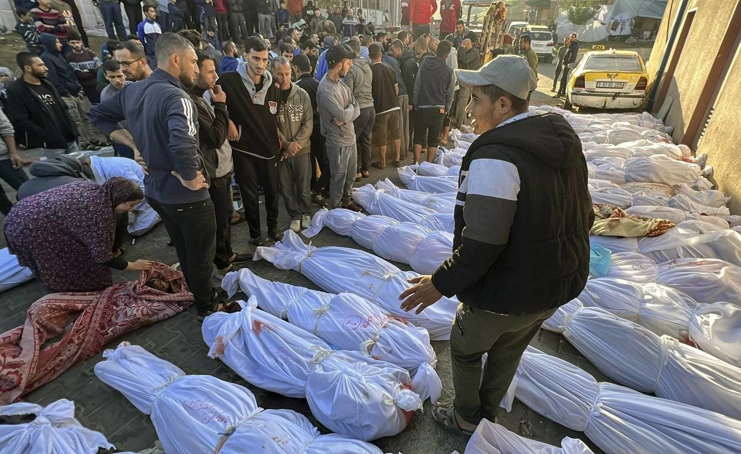 ارتفاع حصيلة الشهداء في قطاع غزة إلى 52,535 والاصابات إلى 118,491 منذ بدء العدوان