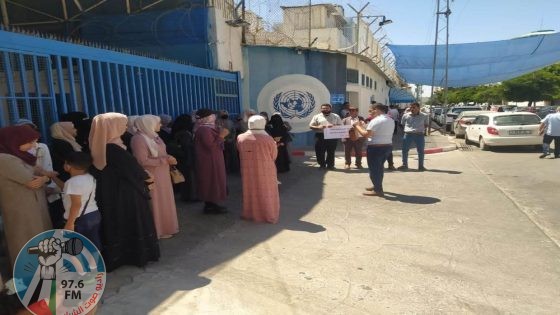 اعتصام في مدرسة “الأونروا” في سلوان احتجاجا على إغلاق الاحتلال للمدرسة