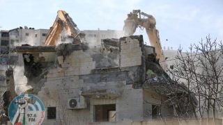 الاحتلال يهدم منزلا شرق بلدة إذنا غرب الخليل