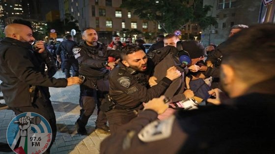 أم الفحم: الشرطة الإسرائيلية تقمع مسيرة تطالب بوقف الحرب على غزة