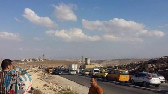 الاحتلال يغلق حاجز جبع لليوم الثاني ويحرر مخالفات بمحيط بلدة الرّام