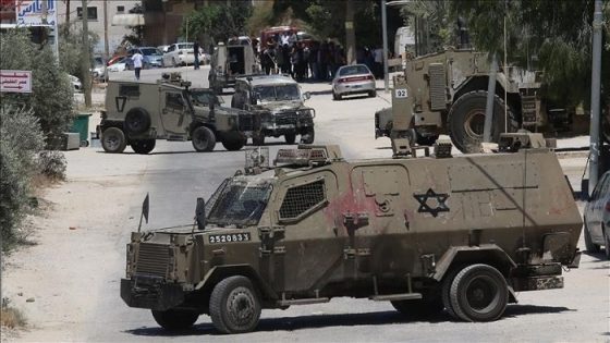 الاحتلال يواصل اقتحام مدينة طوباس منذ منتصف الليلة