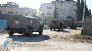 قوات الاحتلال تقتحم حوسان وبيت فجار في بيت لحم