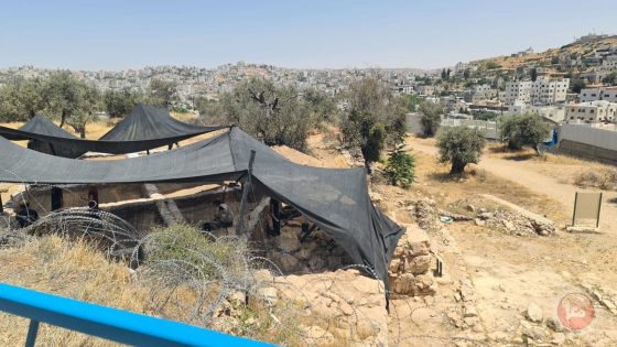 الاحتلال يقوم بأعمال حفريات في حي تل الرميدة بالخليل