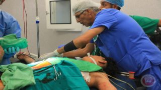 خان يونس.. الهلال الأحمر يواصل جهوده بمستشفى الأمل: عمليات عاجلة وتحويل حالات للميداني