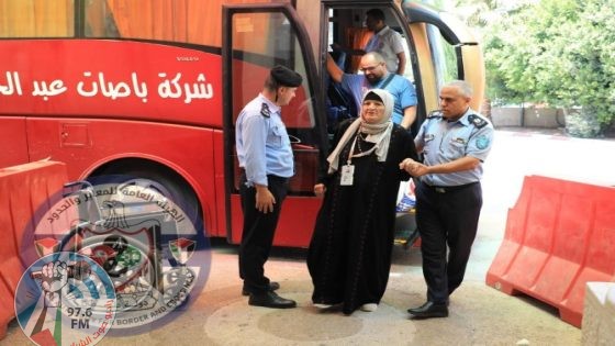 “المعابر والحدود”: معبر الكرامة يعمل دون جدول زمني محدد