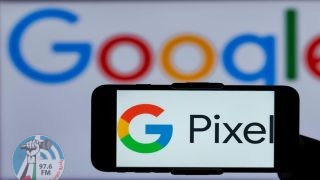 غوغل تطرح هاتفا يعمل مع الذكاء الاصطناعي ويتصل بالأقمار الصناعية