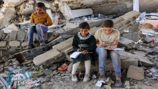“التربية”: 16,382 طالبا استُشهدوا و792 مدرسة وجامعة تعرضت للقصف والتخريب منذ بداية العدوان