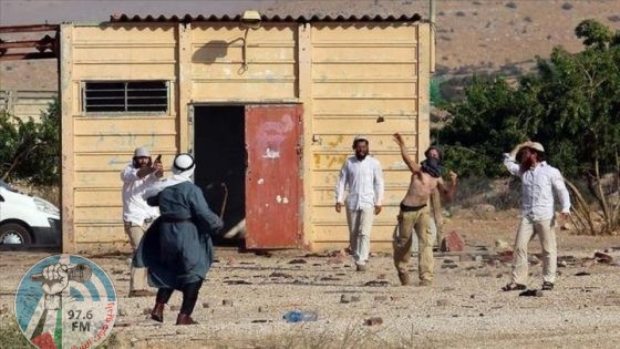 مستعمرون يقتحمون قرية عرب المليحات شمال غرب أريحا