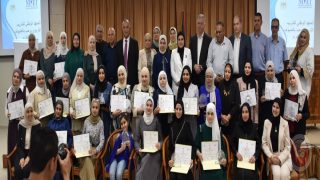 التربية و”نعلم لفلسطين” تناقشان مشاريع تخرج برنامج بناء القدرات (1-4)