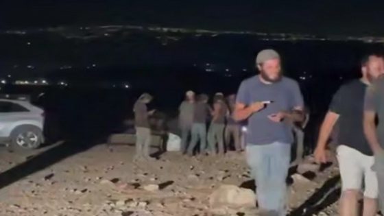 تحت ضغط هجمات المستوطنين- فلسطينيون يرحلون من مساكنهم في عرب المليحات