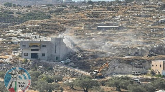 الاحتلال يهدم منزلا في نعلين غرب رام الله