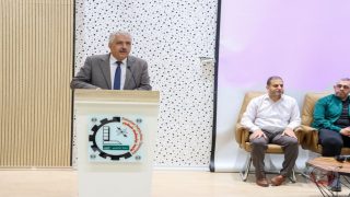 جَامعة البوليتكنك تُنظّم ورشة توعيّة لفرسان النظافة حول مواصفات مياه الشرب وآليات تعقيمها