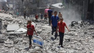 12 شهيدا ومصابون في قصف الاحتلال دير البلح والسودانية بقطاع غزة