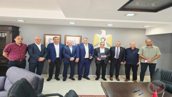 اتفاقية تسوية مالية بين بلديتي يطا والظاهرية وسلطة الطاقة وشركة كهرباء الجنوب