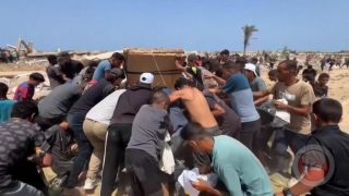 استشهاد اثنين من أبناء شقيق خليل الحية في غارة جوية على قطاع غزة