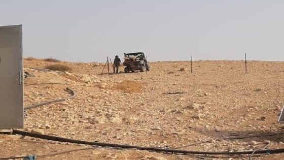 مستوطنون يسيجون أراض جديدة بالأغوار الشمالية