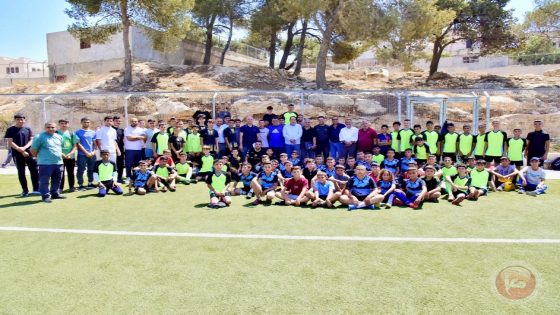 أبو هلال في يطا لبحث اعتماد الاستاد وإطلاق الأكاديمية