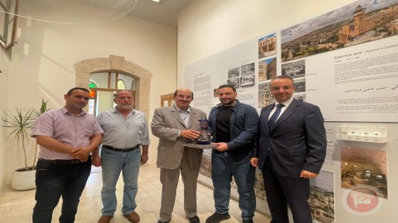 الجعبري يستقبل جراد ويبحث معه دعم مشاريع البلدة القديمة