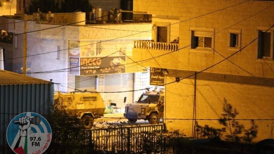 الاحتلال يعتقل شقيقين من مدينة دورا جنوب الخليل