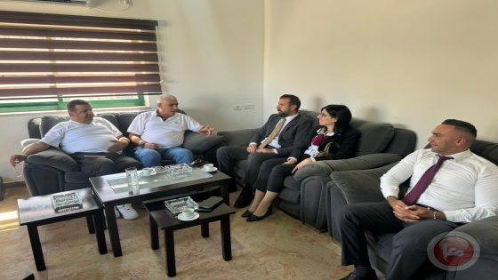 وفد من بنك فلسطين يزور وكالة معا ويبحث آفاق التعاون المشترك