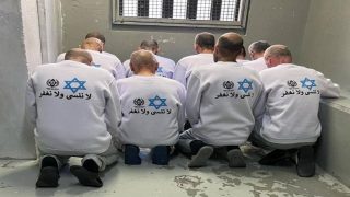 إسرائيل تفرج عن 13 معتقلا من قطاع غزة