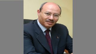 أبو لبدة يكشف معوقات الطاقة المتجددة في فلسطين… غياب الرقابة وتضارب المصالح