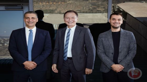وزير الاتصالات يبحث التحديات الراهنة في القطاع مع مسؤولي شركة “جوال” المصري وملحم