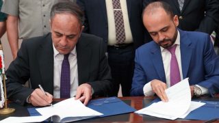 اتفاقية تعاون بين “العربية الأمريكية” و”مستشفى ابن سينا” التخصصي لتحويل مرضى الطلبة