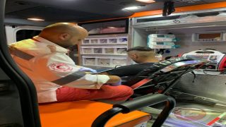 اصابة 3 مواطنين بينهم سيدتان خلال اقتحام منازل مواطنين في مسافر يطا