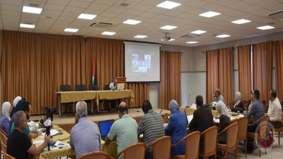 التربية تعقد لقاءً حول مشروع تطوير المحتوى التعليمي الرقمي للمباحث العلمية