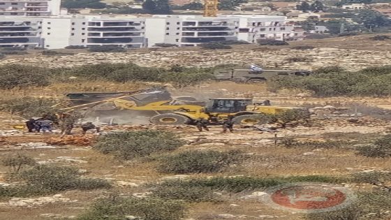 الاحتلال يهدم غرفة زراعية في دير بلوط ومستوطنون يحطمون مركبة في دير استيا
