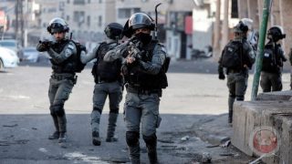القدس: الاحتلال يعتقل شابا بعد الاعتداء عليه في عناتا