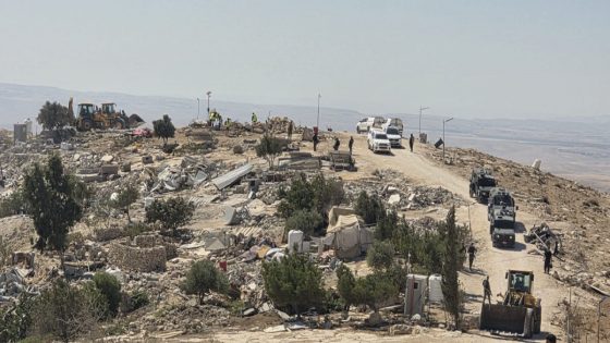 للمرة الثانية.. الاحتلال يهدم قرية خلة الضبع