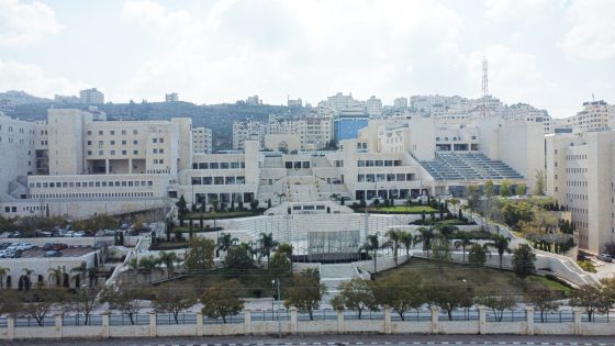 جامعة النجاح تطلق استراتيجية شاملة للتحول نحو الذكاء الاصطناعي
