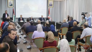 في يوم المعلم العالمي.. مشاركون يؤكدون أهمية حماية المعلمين الفلسطينيين وصون رسالتهم